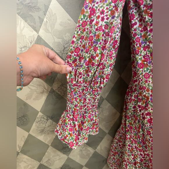 Tuckernuck | Pomander Place Poplin Kenzo Dress in Ditsy Floral - Picture 3 of 7